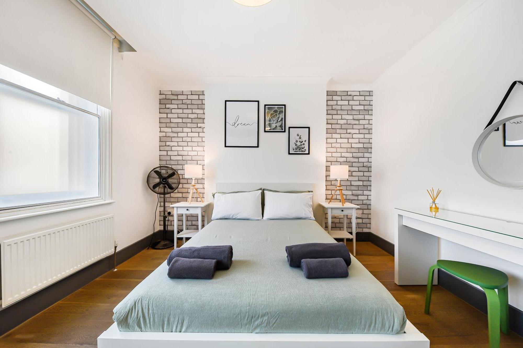 Modern One Bedroom In Fitzrovia, Лондон